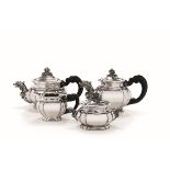 A silver set, Alessandria, 1900s, - Tea and coffee set in silver by Argenterie Cesa. [...]