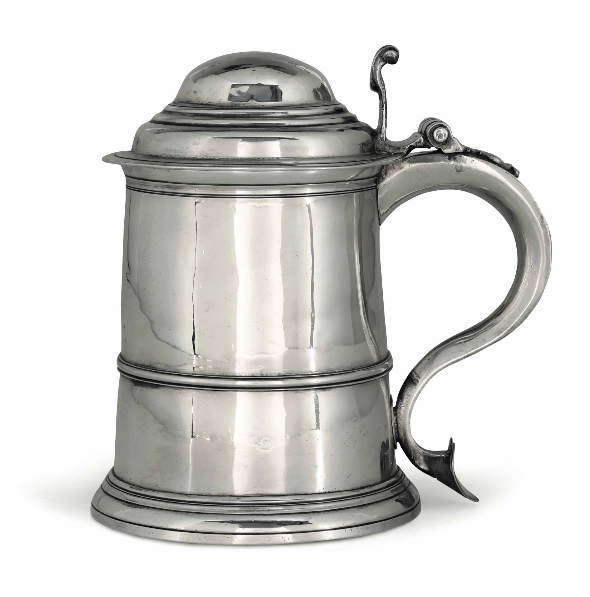 A silver tankard, T. Cooke II & R. Eurney - London, 1728/29. Molten, embossed and [...]