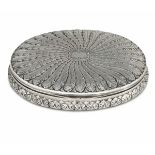 A silver box, Italy, 1900s - A jewelry box in molten and chiselled silver, 1090gr, [...]