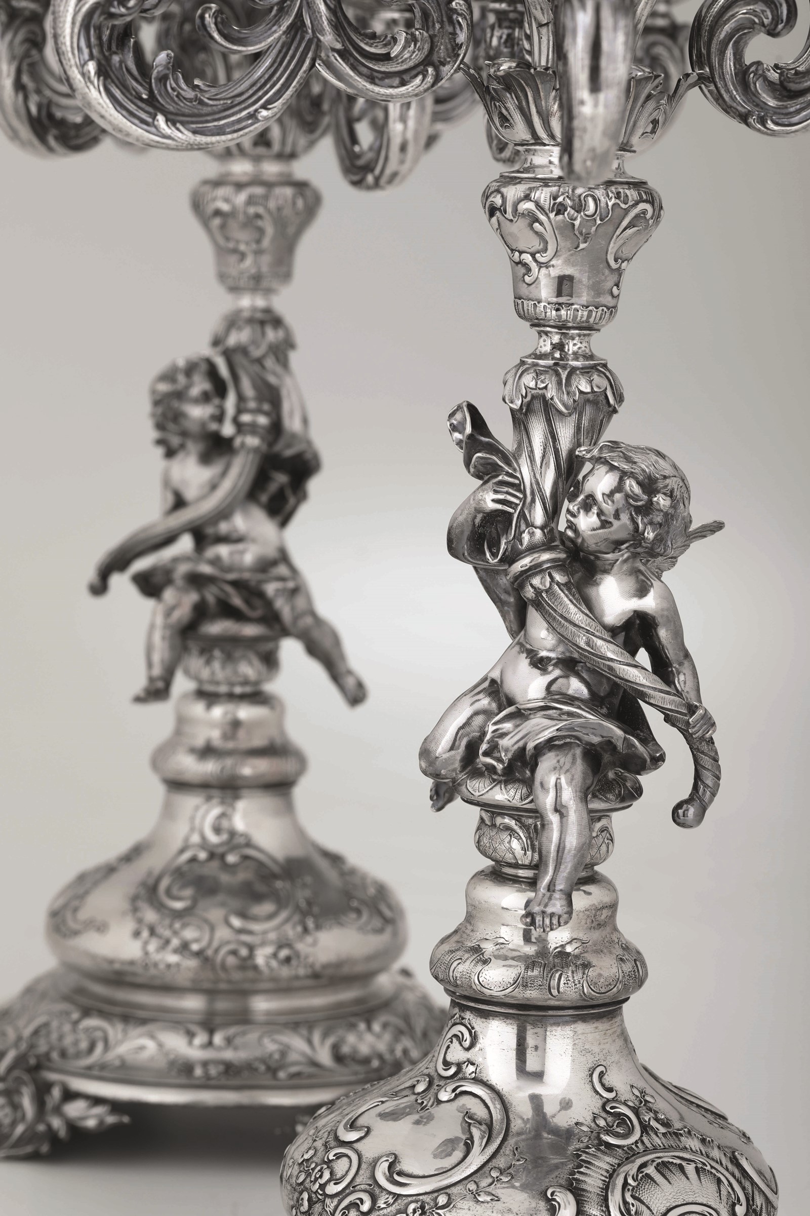 Two silver candle holders, Vienna 1867/1922 - Silversmith VMS (unidentified). Molten [...] - Image 5 of 7