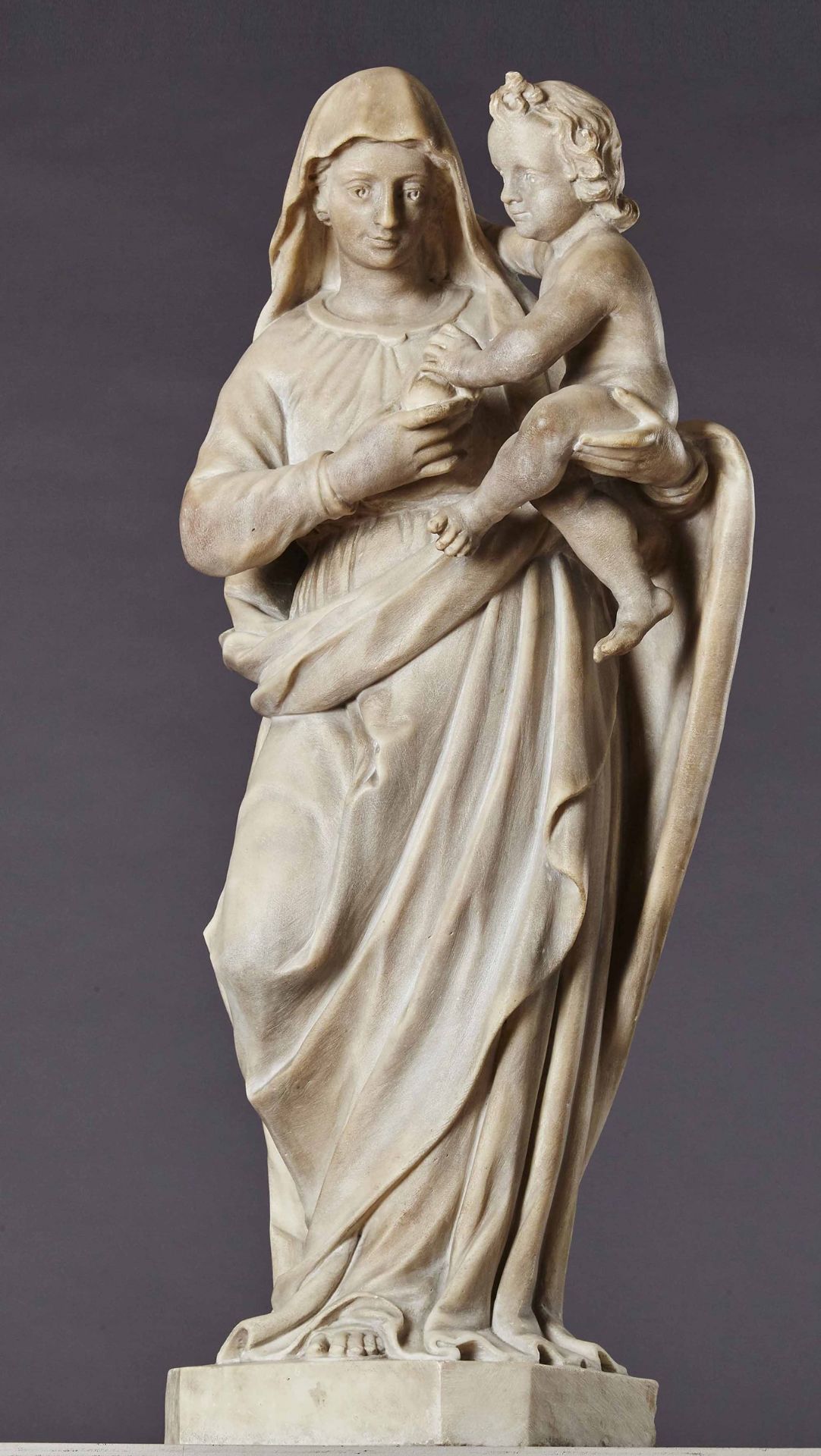 Madonna con Bambino in marmo bianco. Scultore genovese, ambito di Tommaso Orsolino [...] - Bild 2 aus 3