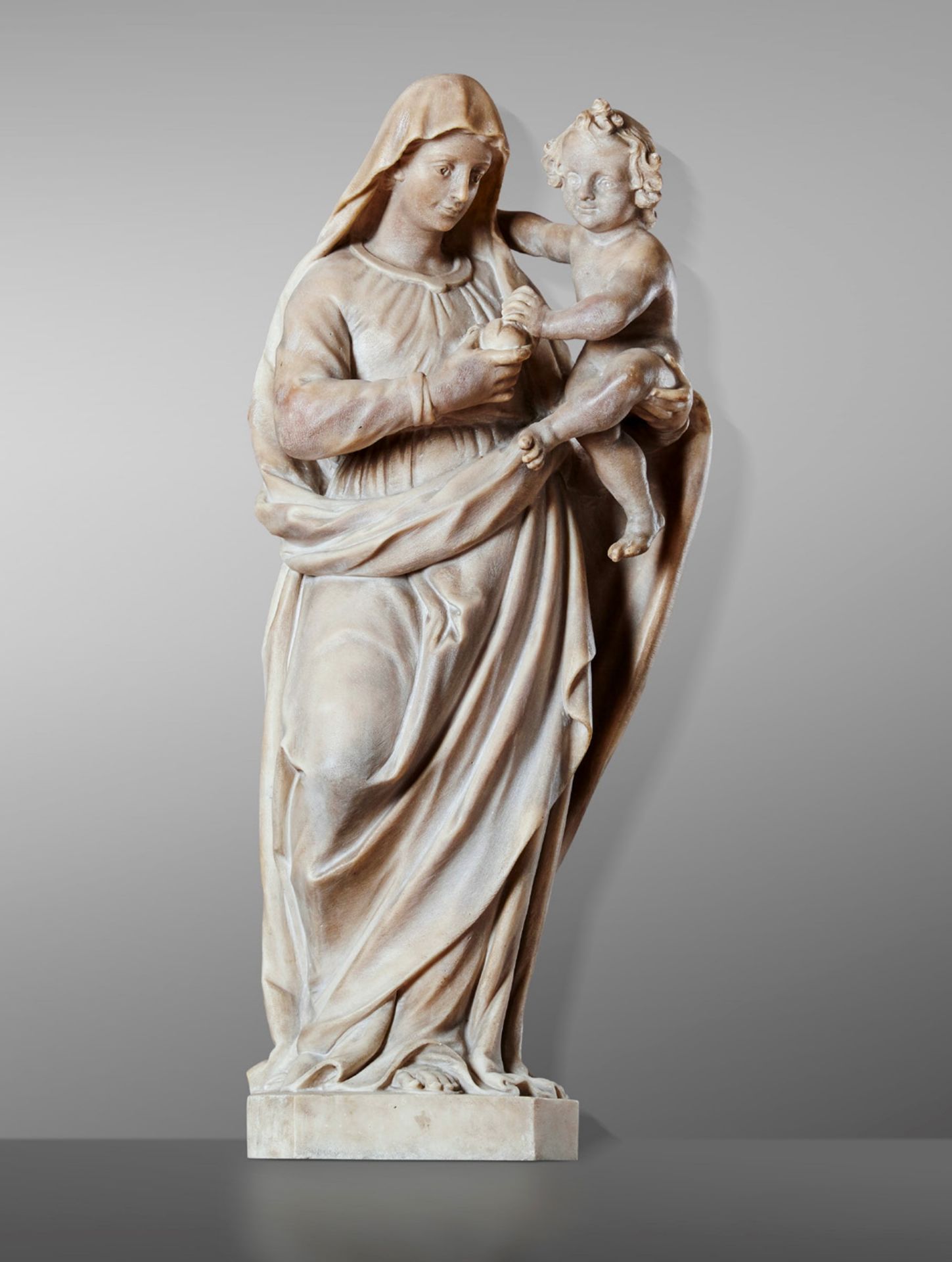 Madonna con Bambino in marmo bianco. Scultore genovese, ambito di Tommaso Orsolino [...]