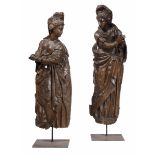 Due rilievi raffiguranti figure femminili. Legno scolpito. Scultore rinascimentale [...]