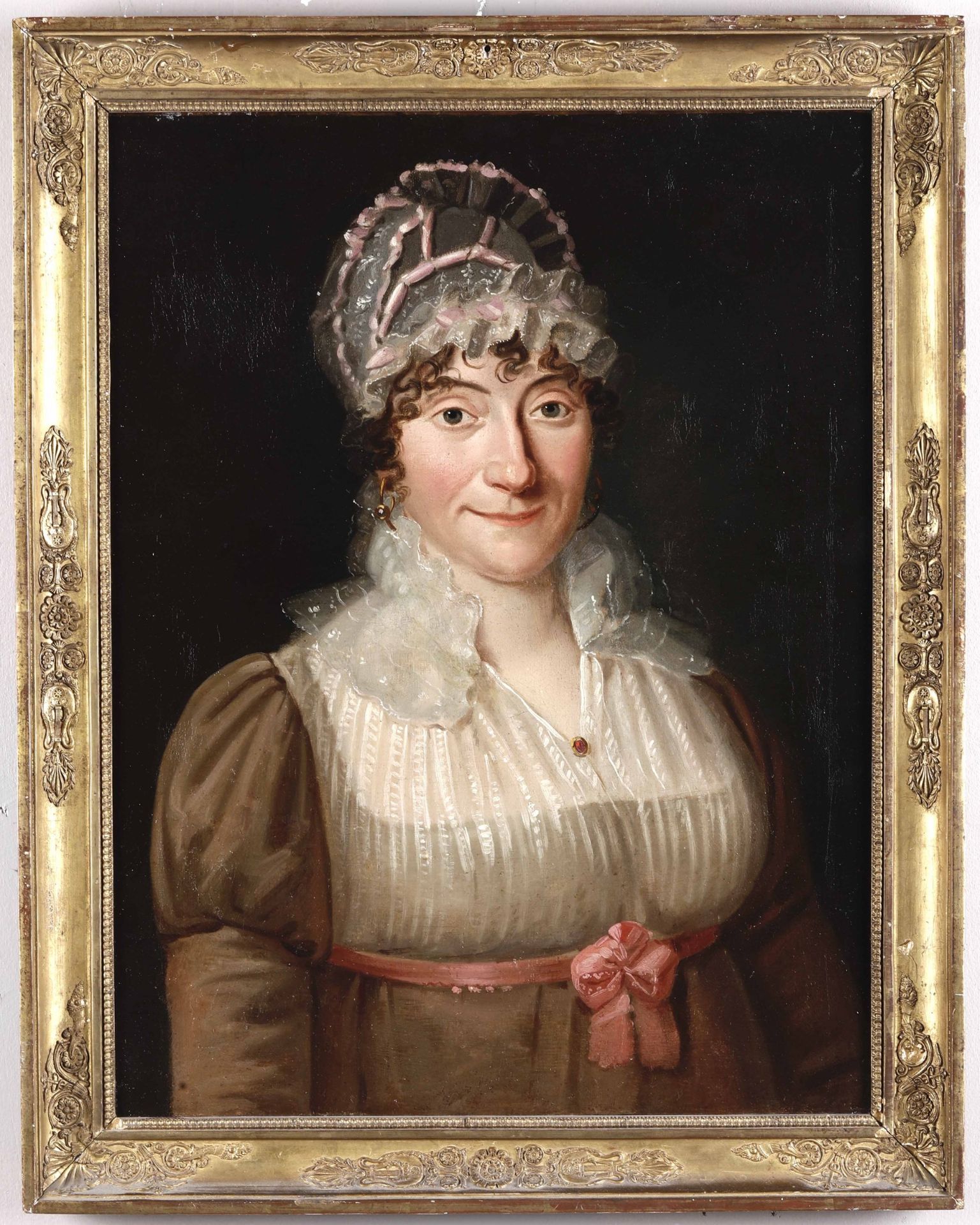 Artista degli inizi del XIX secolo, Ritratto di signora con cintura rosa e cuffia di [...]