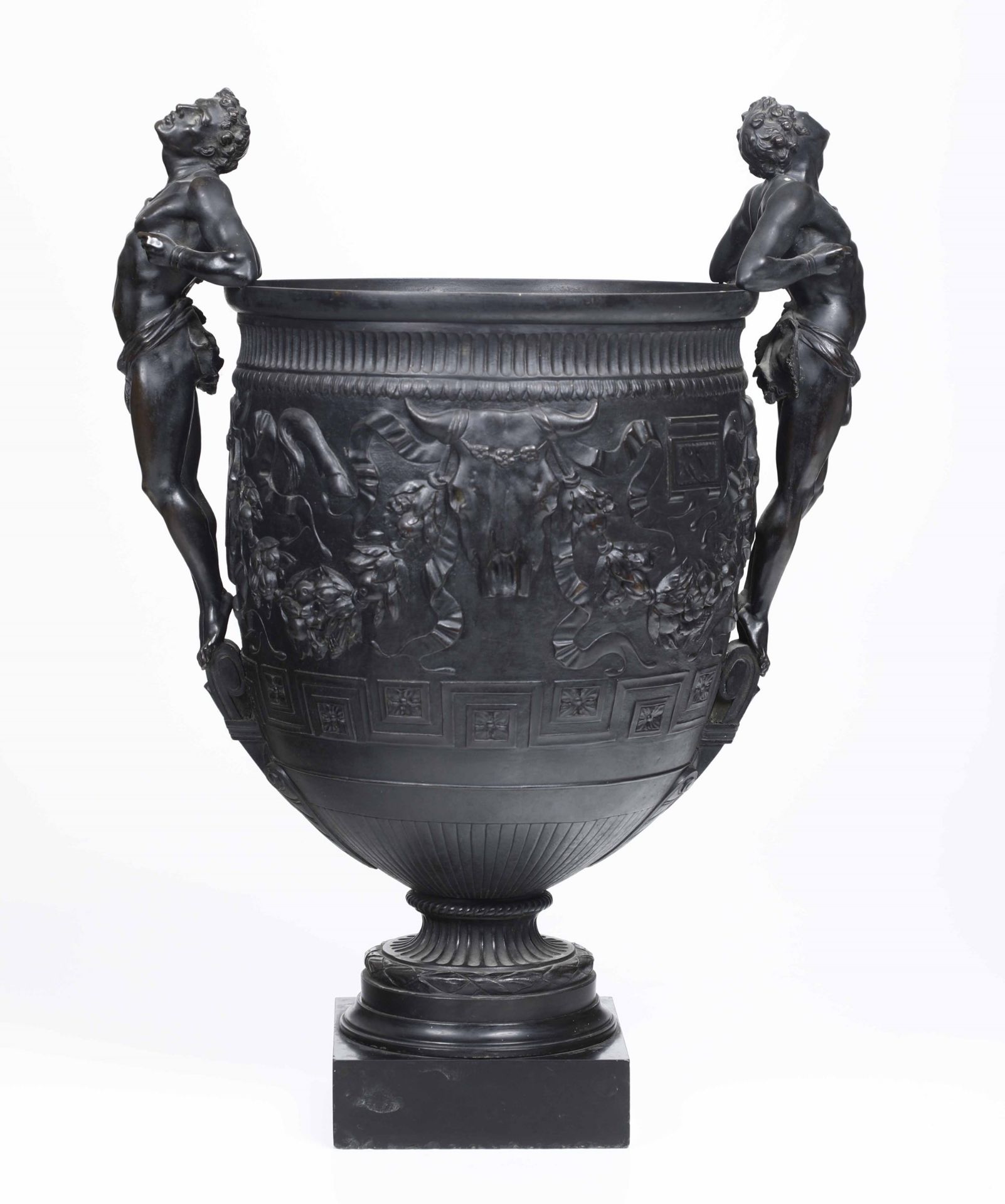 Vaso in bronzo con decori in stile neoclassico. Probabilmente Francia XIX-XX secolo, [...] - Bild 2 aus 3