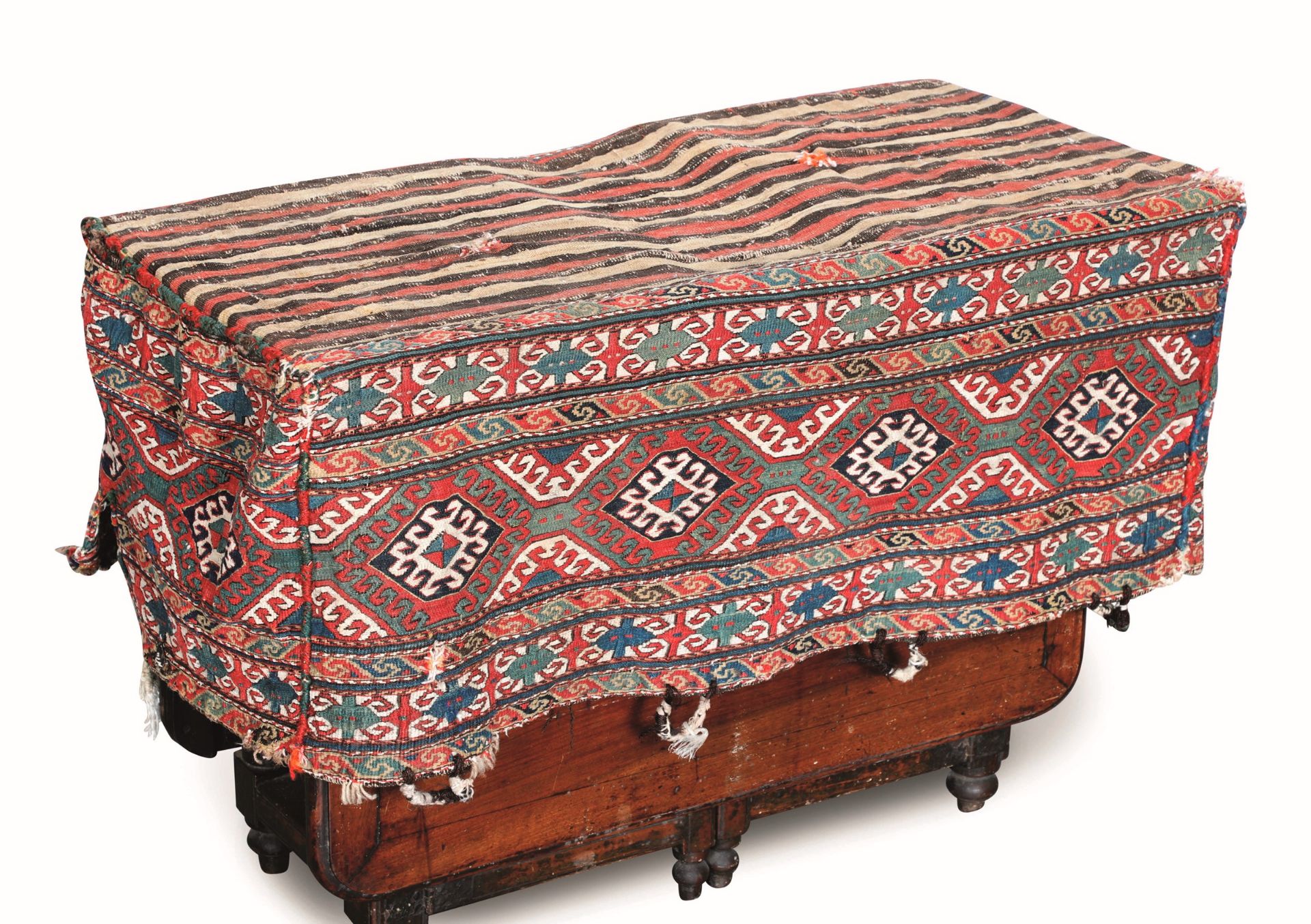 Sacca in Kilim e ricami, Caucaso fine XIX secolo, - cm114x50x43 -