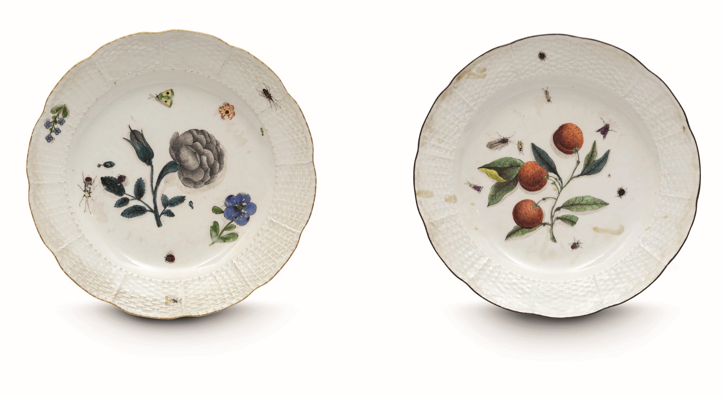 Due piatti Meissen, 1737-1740 circa , - Porcellana. Marca: spade in blu; numeri [...]