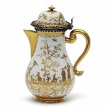 Caffettiera Meissen, 1720 circa (porcellana) Augsburg, Bottega dei Seuter, 1725 circa [...]