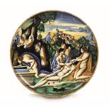 Coppa Urbino, bottega di Guido Durantino, 1540 ca. - Maiolica policroma. Altezza cm [...]