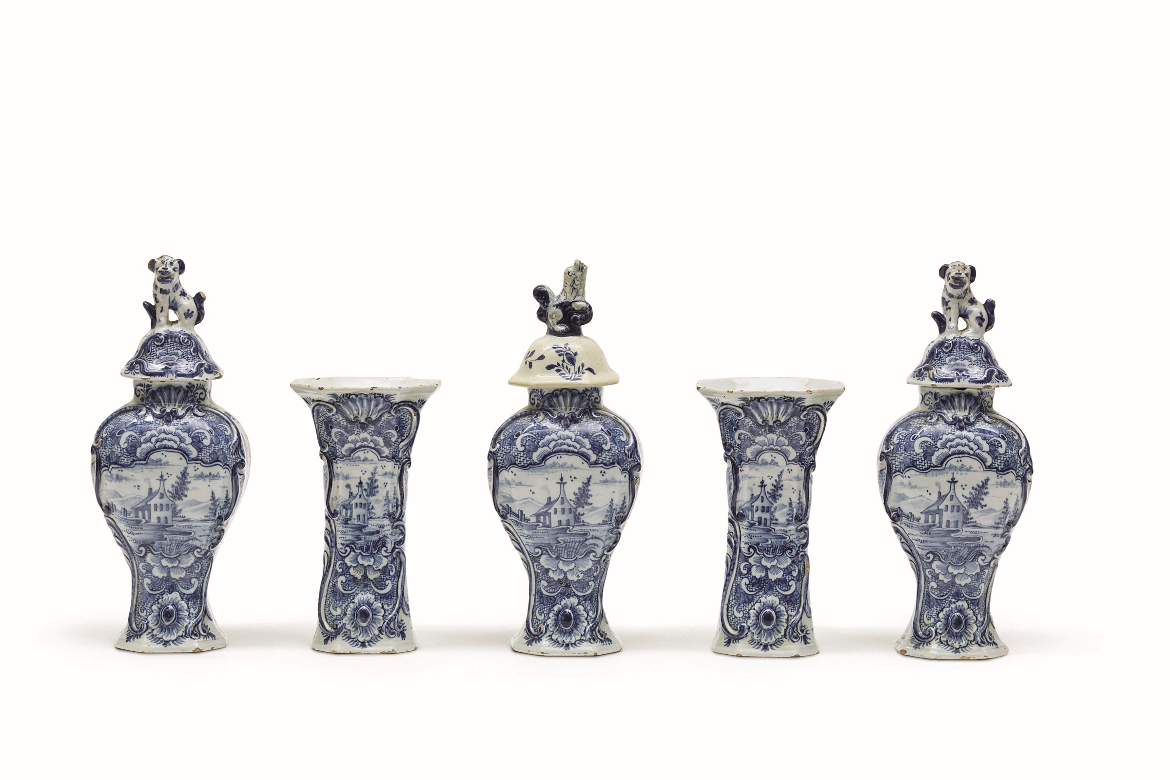 “Garniture” di vasi Olanda, Delft, Manifattura De Porcellane Schotel, ultimo [...]