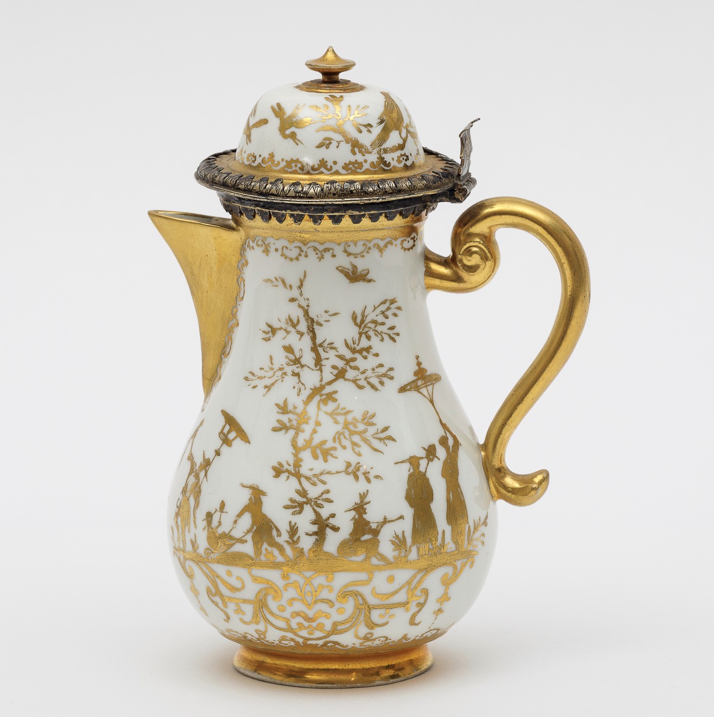 Caffettiera Meissen, 1720 circa (porcellana) Augsburg, Bottega dei Seuter, 1725 circa [...] - Image 2 of 6