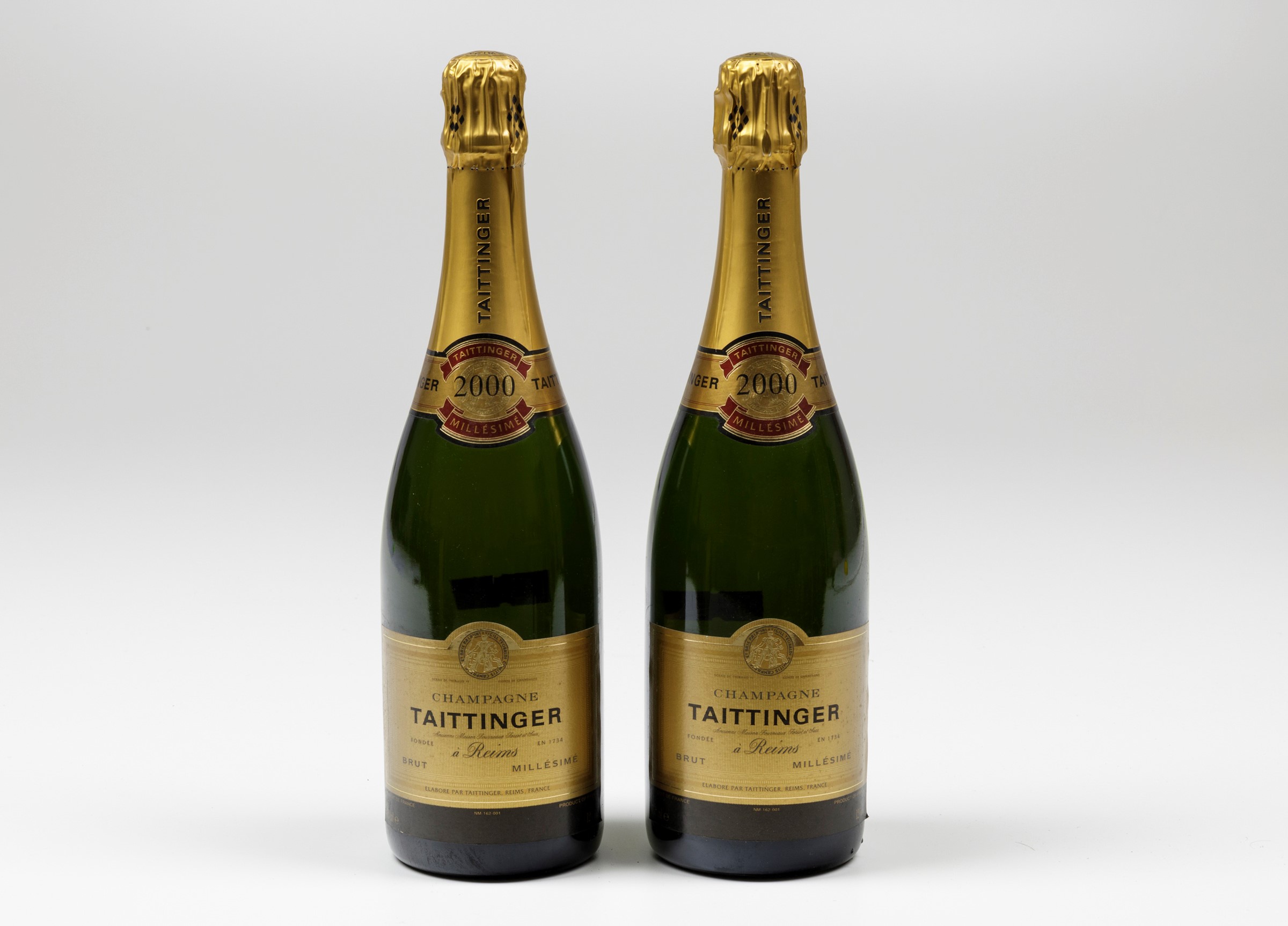 Taittinger, Champagne Millesimee, - (2 Bts) 2000 2 Bts BN, (etichetta e capsula in [...]