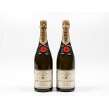 Moet et Chandon, Champagne Brut Imperial, - (2 Bts) 1962 1 Bt WN 1 Bt BN, [...]