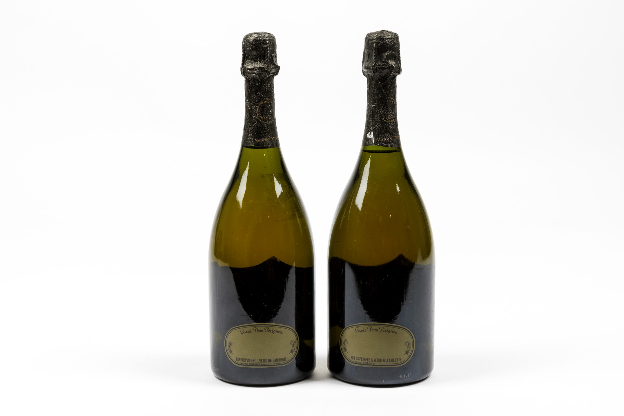 Moet et Chandon, Dom Perignon, - (2 Bts) 1983 2 Bts BN, (etichette e capsule con [...] - Image 3 of 3