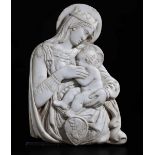 A marble Madonna, attr. A. Federighi, Siena, 1400s - cm 45x31. L'opera è [...]