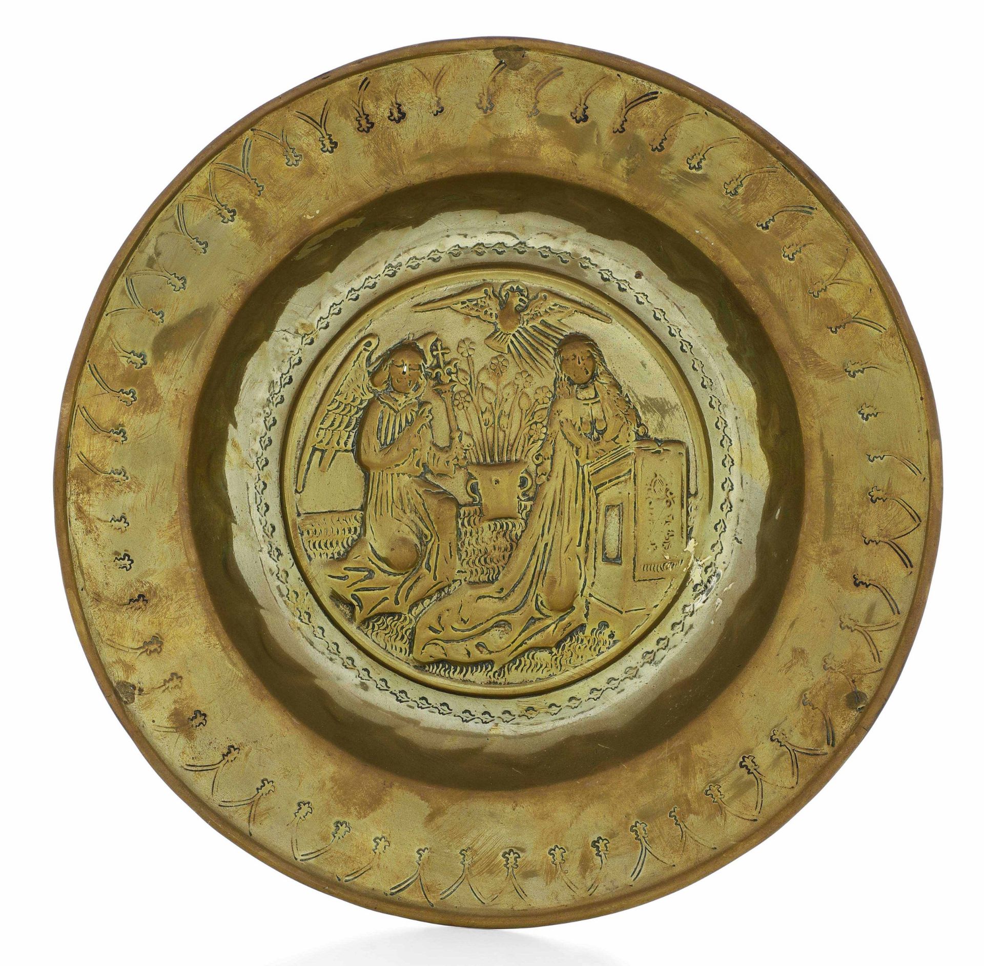A brass plate, Germany, 1500s - diametro cm 35. Cavetto con raffigurazione [...]