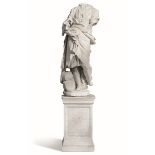 Coppia di monumentali figure acefale Marmo bianco, base a plinto modanato (non coeva) [...]