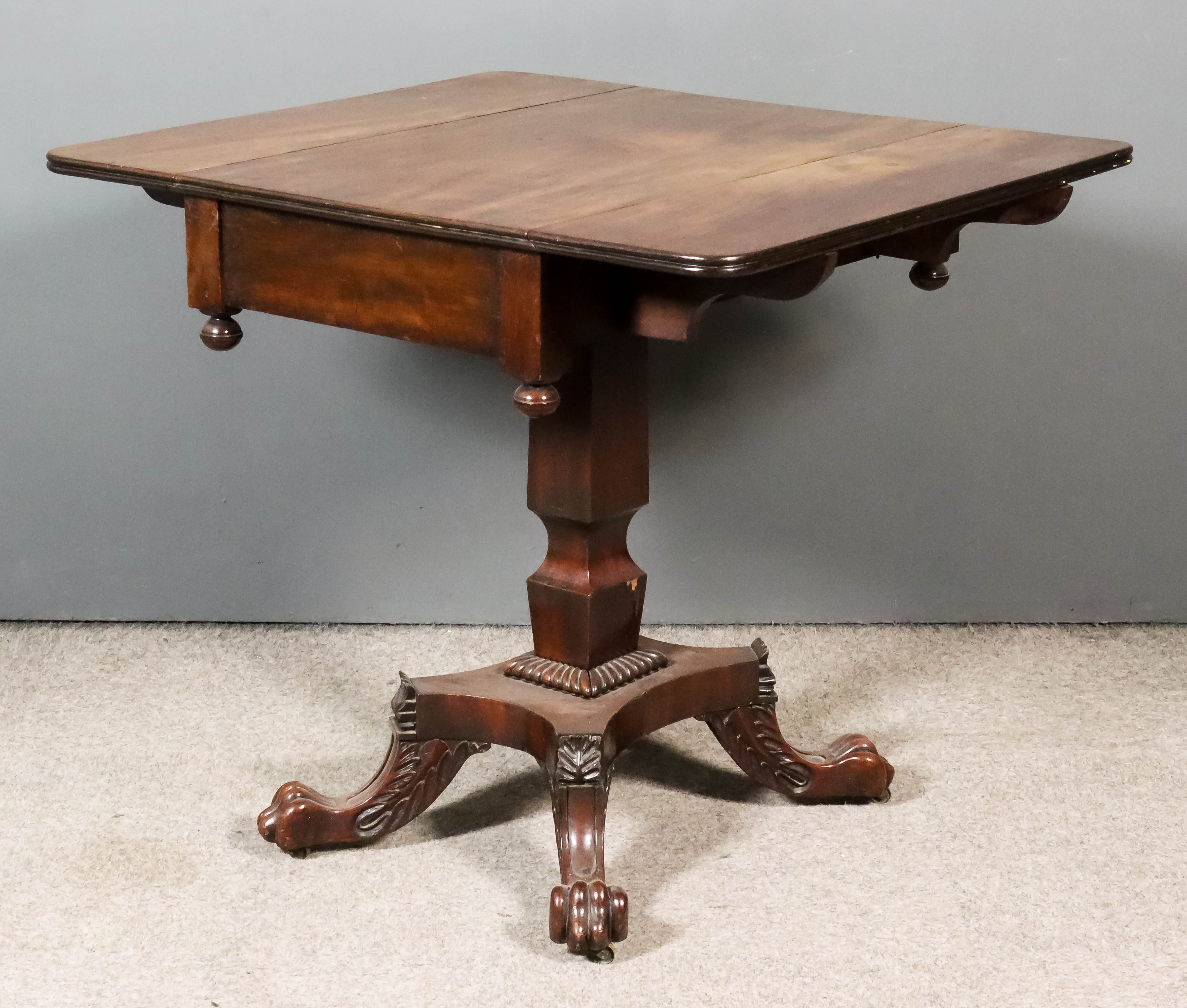 A William IV Mahogany Pembroke Table, with twin reeded edge to top, fitted one frieze drawer, on