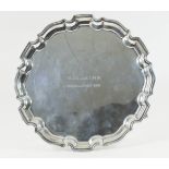 An Elizabeth II Silver Circular Salver, by Frank Hawker Ltd, Birmingham 1972, with shaped and