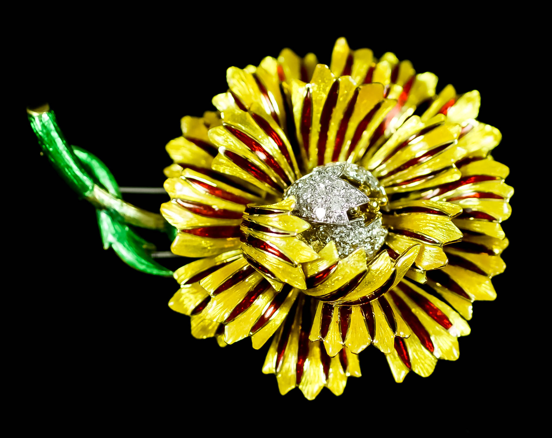 A Diamond and Enamel Flowerhead Pattern Brooch, by David Webb, in 18ct gold and platinum mount,