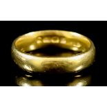 A 22ct Gold Wedding Band, size K, gross weight 5.5g