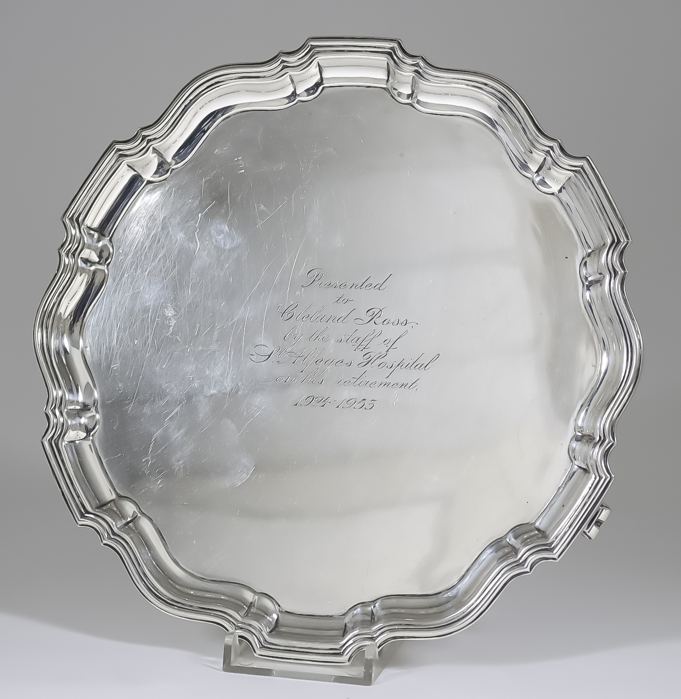 A George V Silver Circular Salver, by Barker Brothers Silver Ltd, Birmingham 1914, with shaped and