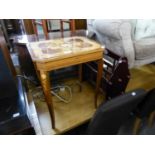 ITALIAN MARQUETRY SMALL OCCASIONAL TABLE WITH HINGED TOP, A POLISHED WOOD PERIODICAL RACK AND 2 TV