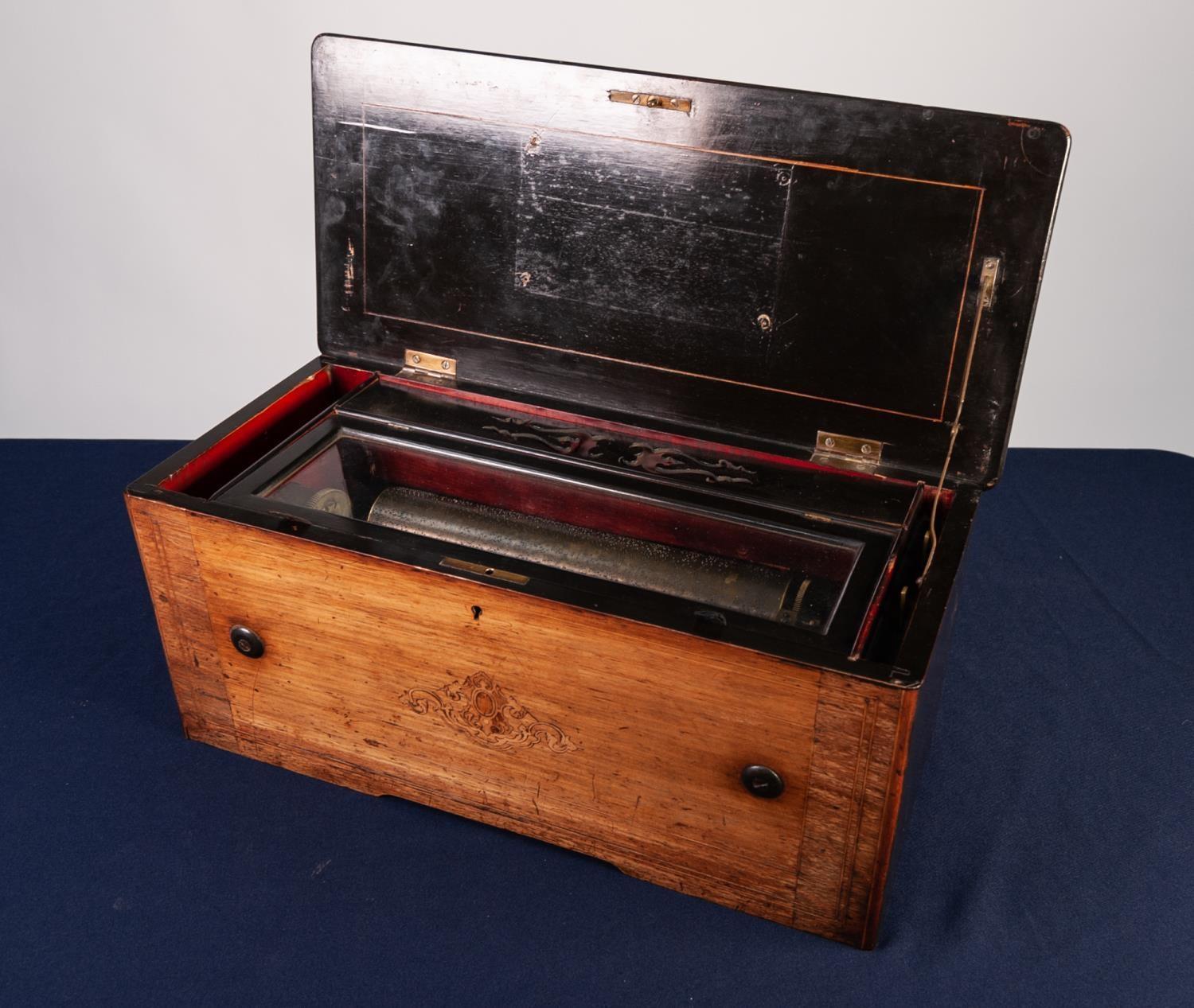 LATE NINETEENTH CENTURY SWISS INLAID ROSEWOOD CYLINDER MUSICAL BOX, of typical form, the ebonised - Image 3 of 4