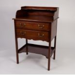 EARLY TWENTIETH CENTURY GEORGIAN STYLE MAHOGANY DRESSING STAND, the moulded oblong top with shaped