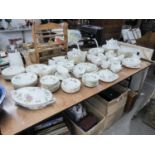 A COMPREHENSIVE MINTONS 'VERMONT PATTERN' DINNER/TEA SERVICE, IN EXCESS OF 100 PIECES