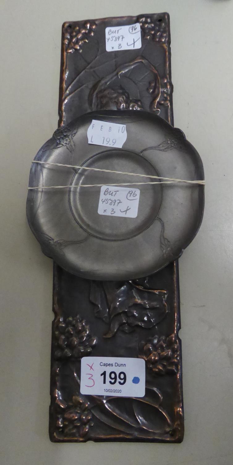 PAIR OF EARLY TWENTIETH CENTURY ART NOUVEAU COPPER DOOR FINGER PLATES, EMBOSSED WITH STANDING FEMALE