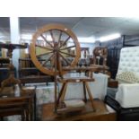 20TH CENTURY SPINNING WHEEL