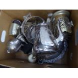 QUANTITY OF ELECTROPLATE, to include: SODA SYPHON HOLDER, CIRCULAR, GALLERIED TRAY, ANOTHER,