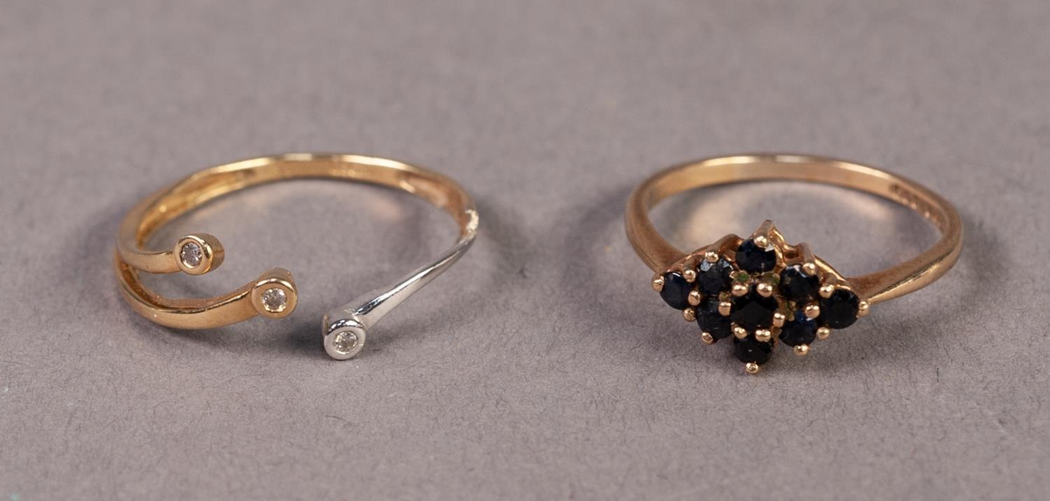 9ct GOLD RING, the three strand top set with three tiny white stones (fourth strand missing) and a - Image 2 of 2