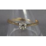 9ct GOLD RING, with a solitaire diamond in a crown and ribbed setting, approximately 0.25ct, ring
