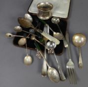 MIXED LOT OF EDWARD VII AND LATER SILVER CUTLERY, to include: PRESERVE SPOON with engraved bowl