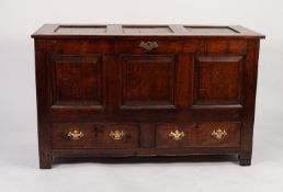 LATE EIGHTEENTH CENTURY OAK MULE CHEST, the butterfly hinged, triple panelled top enclosing a candle