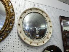 REGENCY STYLE CIRCULAR CONVEX WALL MIRROR, IN WHITE PAINTED FRAME, WITH GIT BALL DECORATION