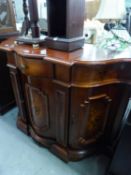 A REPRODUCTION ITALIAN INLAID HIGH GLOSS SERPENTINE FRONT SIDEBOARD