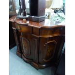 A REPRODUCTION ITALIAN INLAID HIGH GLOSS SERPENTINE FRONT SIDEBOARD