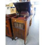AEOLIAN VOCALION GRADUOLA FLOOR STANDING MAHOGANY CASED WIND-UP GRAMOPHONE AND A SELECTION OF