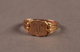 GENT'S 9ct GOLD SIGNET RING, the cartouche shaped top engraved with a monogram, Birmingham 1914,