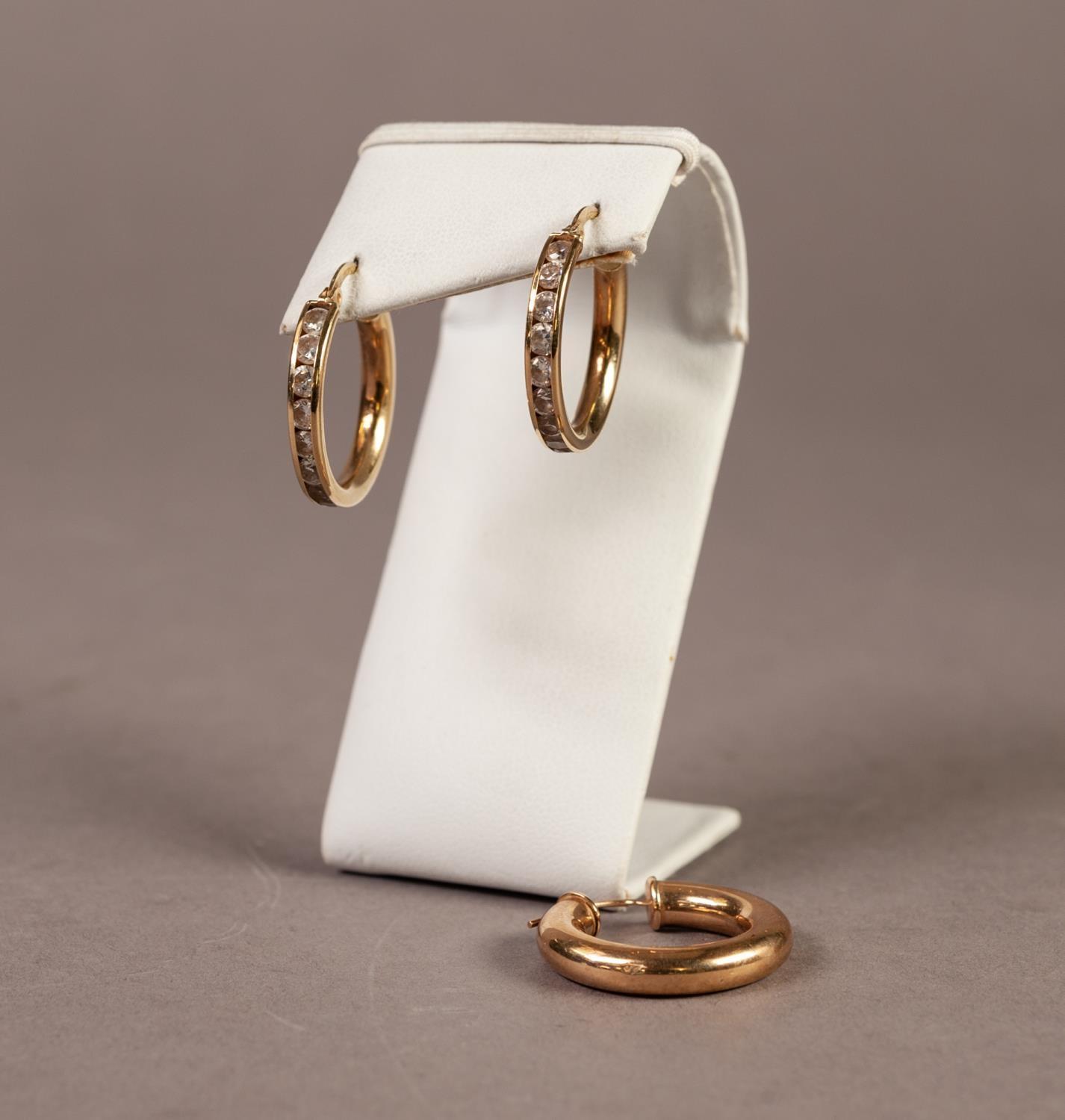 PAIR OF 9ct GOLD AND CUBIC ZIRCONIA SET HOOP EARRINGS and a single 9ct GOLD HOOP EARRING, 5.5gms
