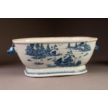 KANGXI PERIOD CHINESE BLUE AND WHITE PORCELAIN TWO HANDLED TUREEN of footed, canted oblong form with