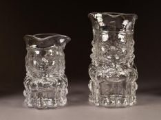 GRADUATED PAIR OF WHITEFRIARS FLINT COLOURED MOULDED GLASS TOBY JUGS WITH TRI-CORN HATS, 7? (17.8cm)