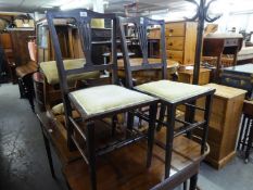 A PAIRT OF EDWARDIAN BEDROOM SINGLE CHAIRS, WITH PIERCED SPLAT BACKS