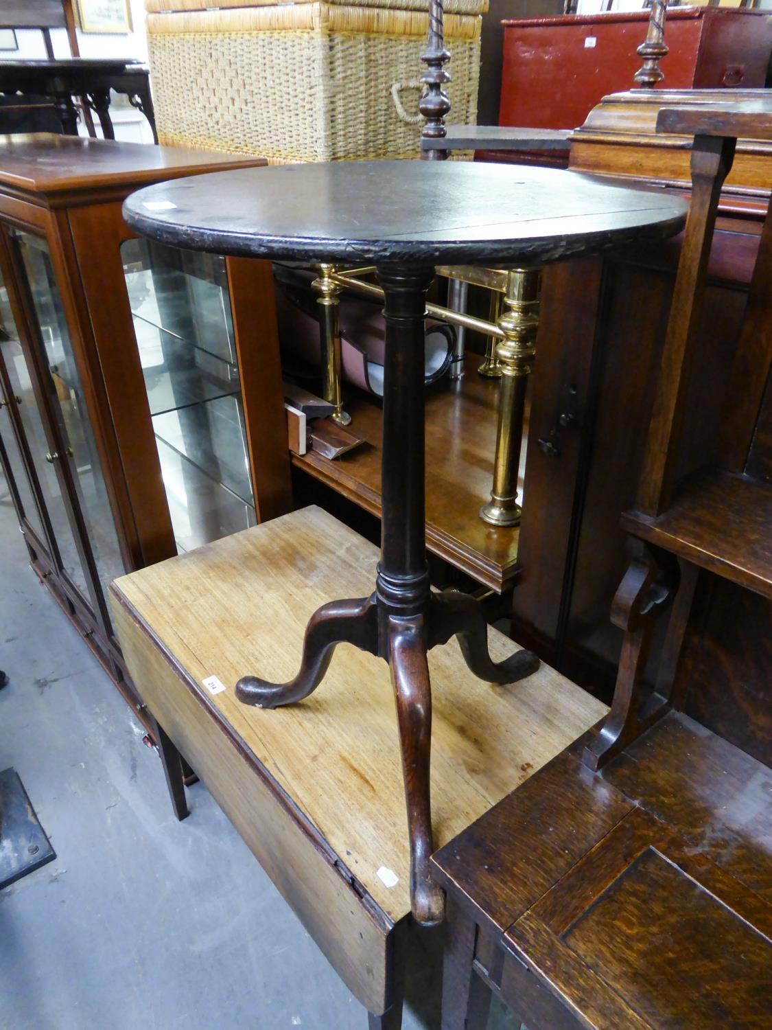 GEORGE III MAHOGANY TRIPOD OCCASIONAL TABLE, WITH LATER CIRCULAR TOP