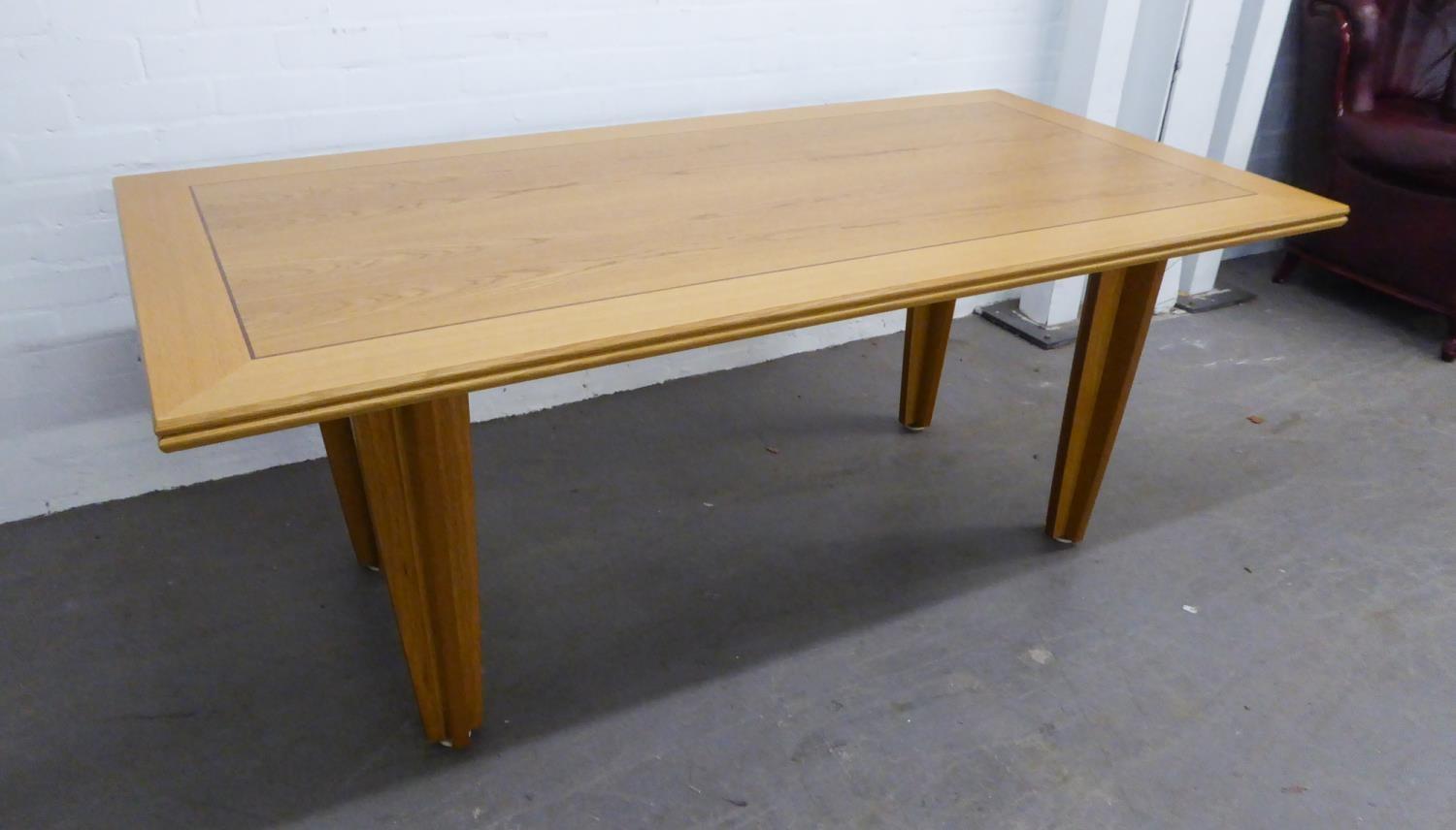 ART DECO STYLE LIGHTWOOD DINING TABLE, RAISED ON FOUR TAPERING LEGS