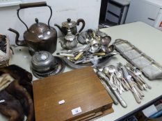 OAK CASED CANTEEN OF CUTLERY, LARGE QUANTITY OF ELECTROPLATE, TO INCLUDE; TEAPOTS, PIERCED DISH,