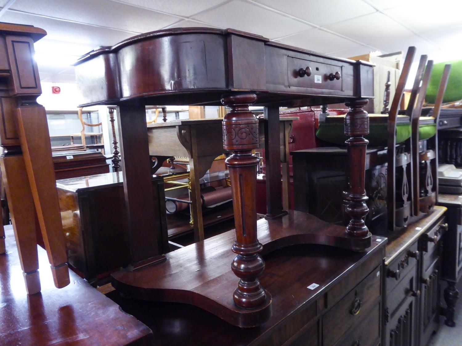 VICTORIAN MAHOGANY DUCHESS DRESSING TABLE (LACKS SUPPORT STRUCTURE)